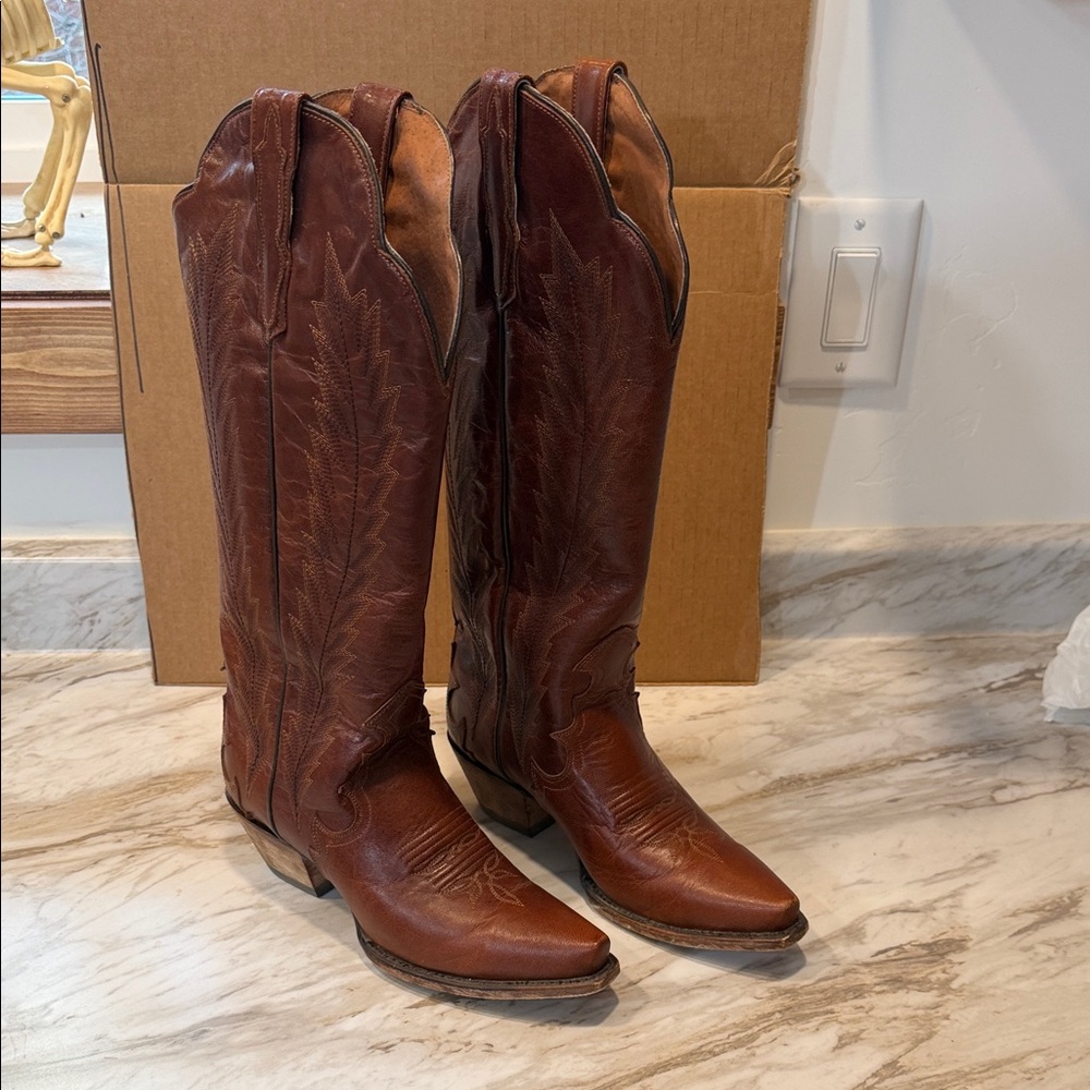 Brown Leather Heeled Boots by Dan Post